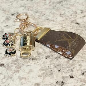 Louis Vuitton Lock & Key Set #308 w/ a Handmade Loop Keychain & Elephant Charms